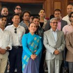रिता थापाको नेतृत्वमा दर्जन बढी कलाकार गृहमन्त्रालयमा, लेखकले बिकृतिजन्य गीत ल्याउनेमाथि कारबाही गर्ने आस्वासन